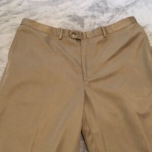 GUC Croft & Barrow classic style khaki pants 38x32